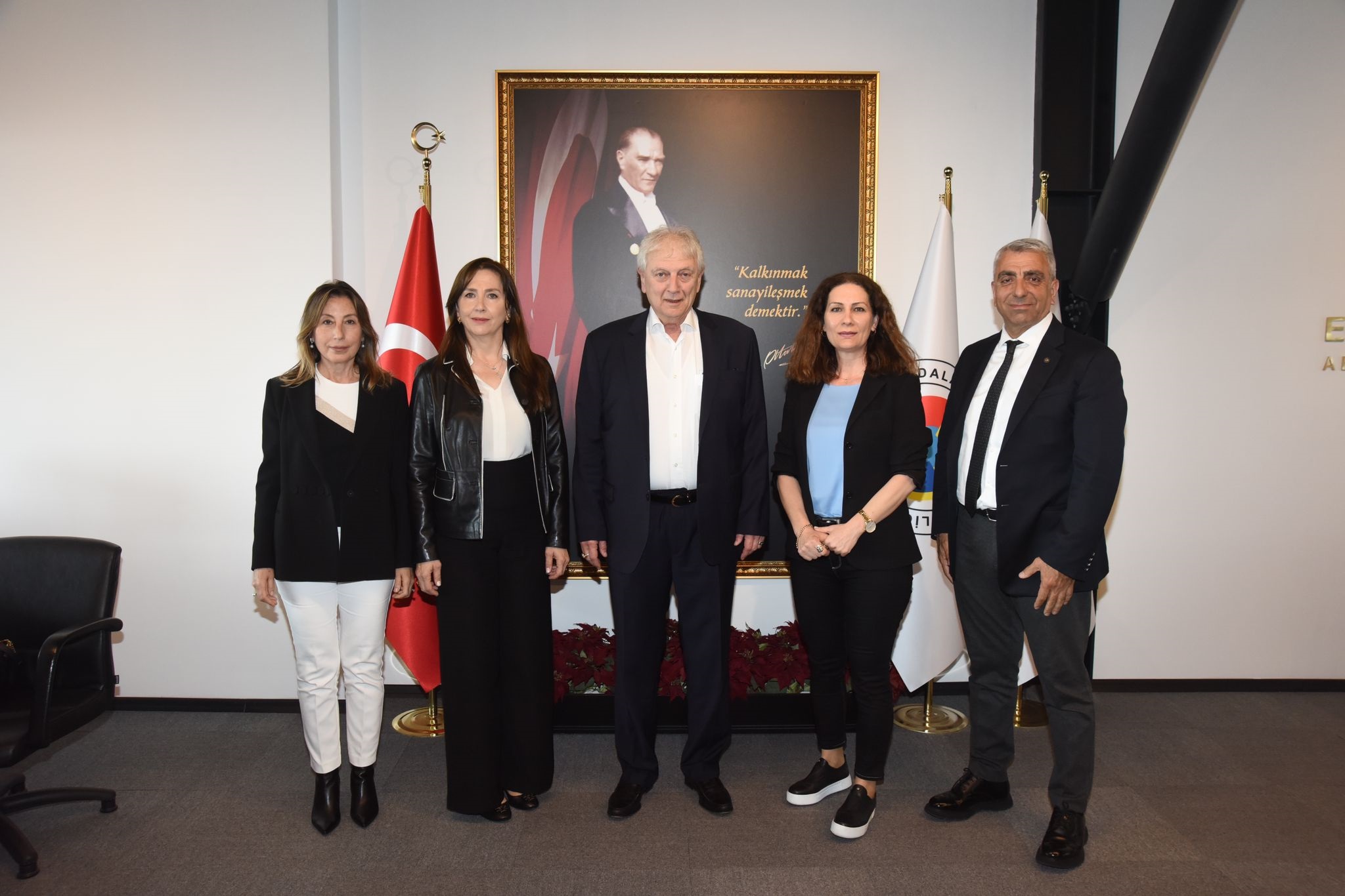 EBSO Vakfı Kadınlar Birliği Yeni Dönem Başkanı Tezcan’dan ziyaret