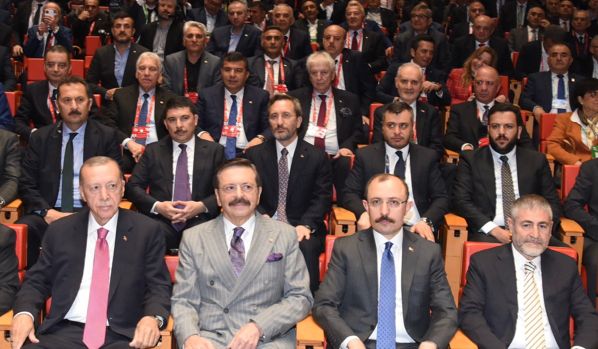 TOBB 79. Genel Kurulu Hizmet Şeref Belgesi Takdim Töreni, Cumhurbaşkanı Erdoğan’ın katılımıyla gerçekleştirildi