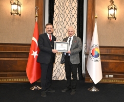 Yorgancılar Mazbatasını Hisarcıklıoğlu’ndan Aldı