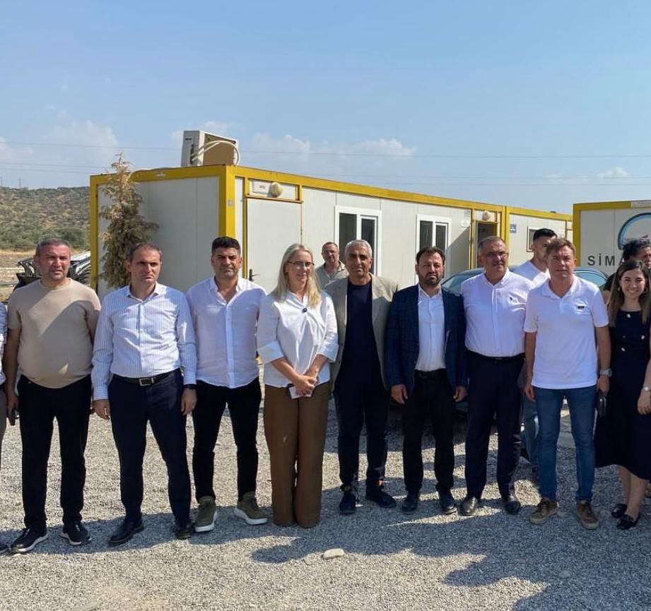 AK Parti İzmir Milletvekili Çankırı’dan Bayındır Sera OTB’ye Ziyaret