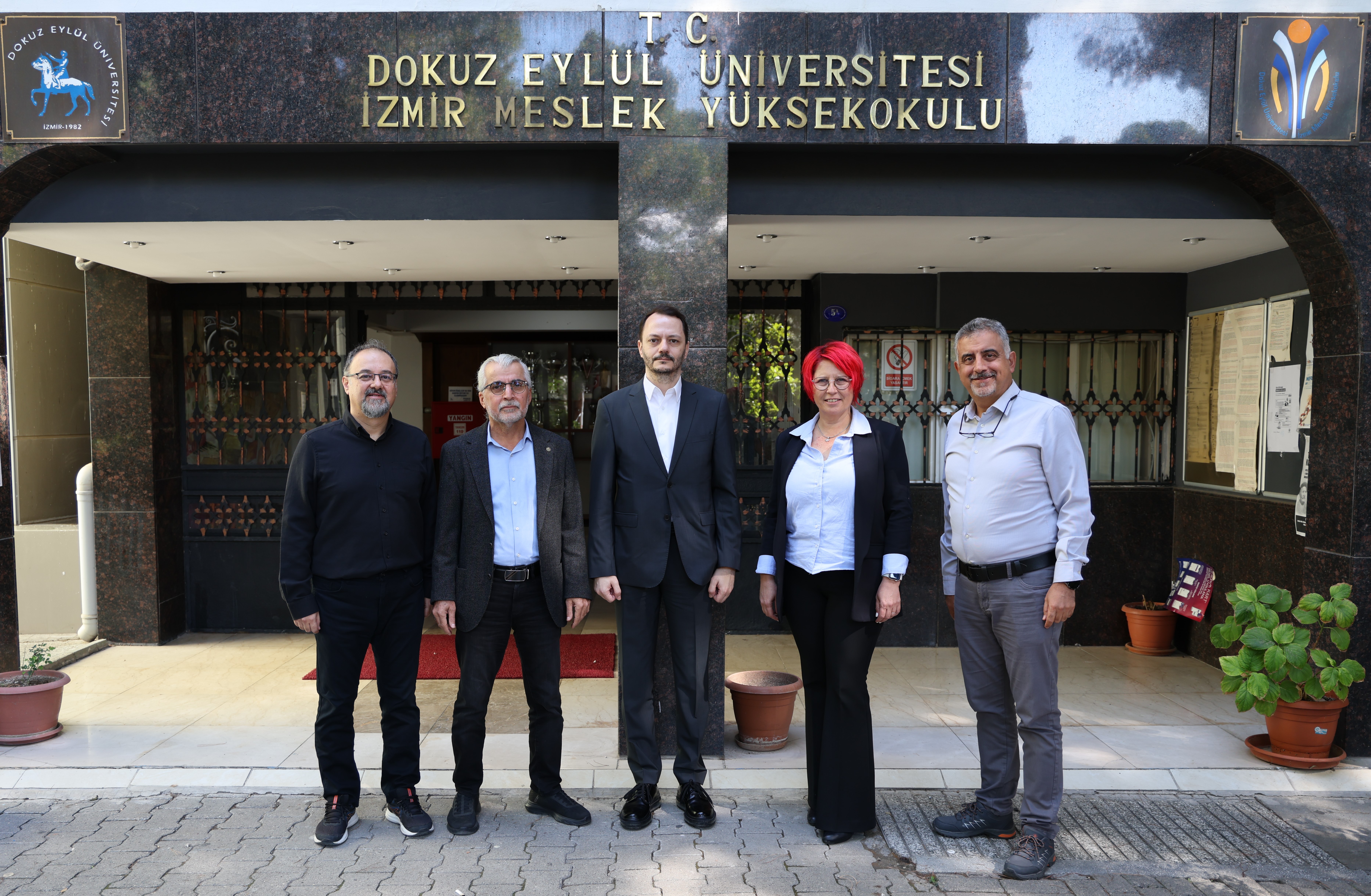 EBSO-İZTO-DEÜ İzmir MYO Protokol Yürütme Kurulu İlk Toplantısını Gerçekleştirdi