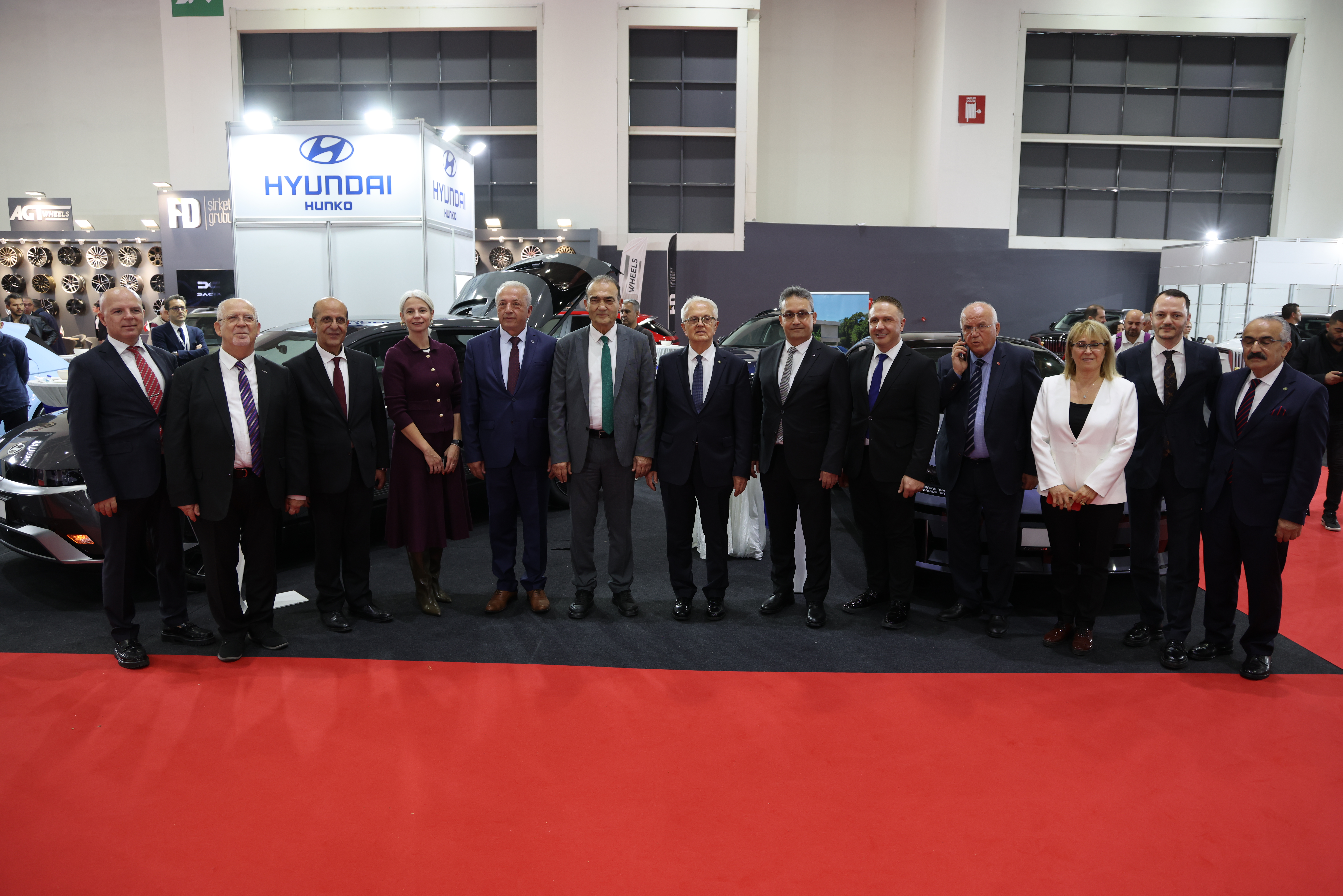 Yüksel: “Motorlu taşıtlar yarattığı istihdam ve katma değerlerle ülkemizin en önemli sanayi kollarından biridir”