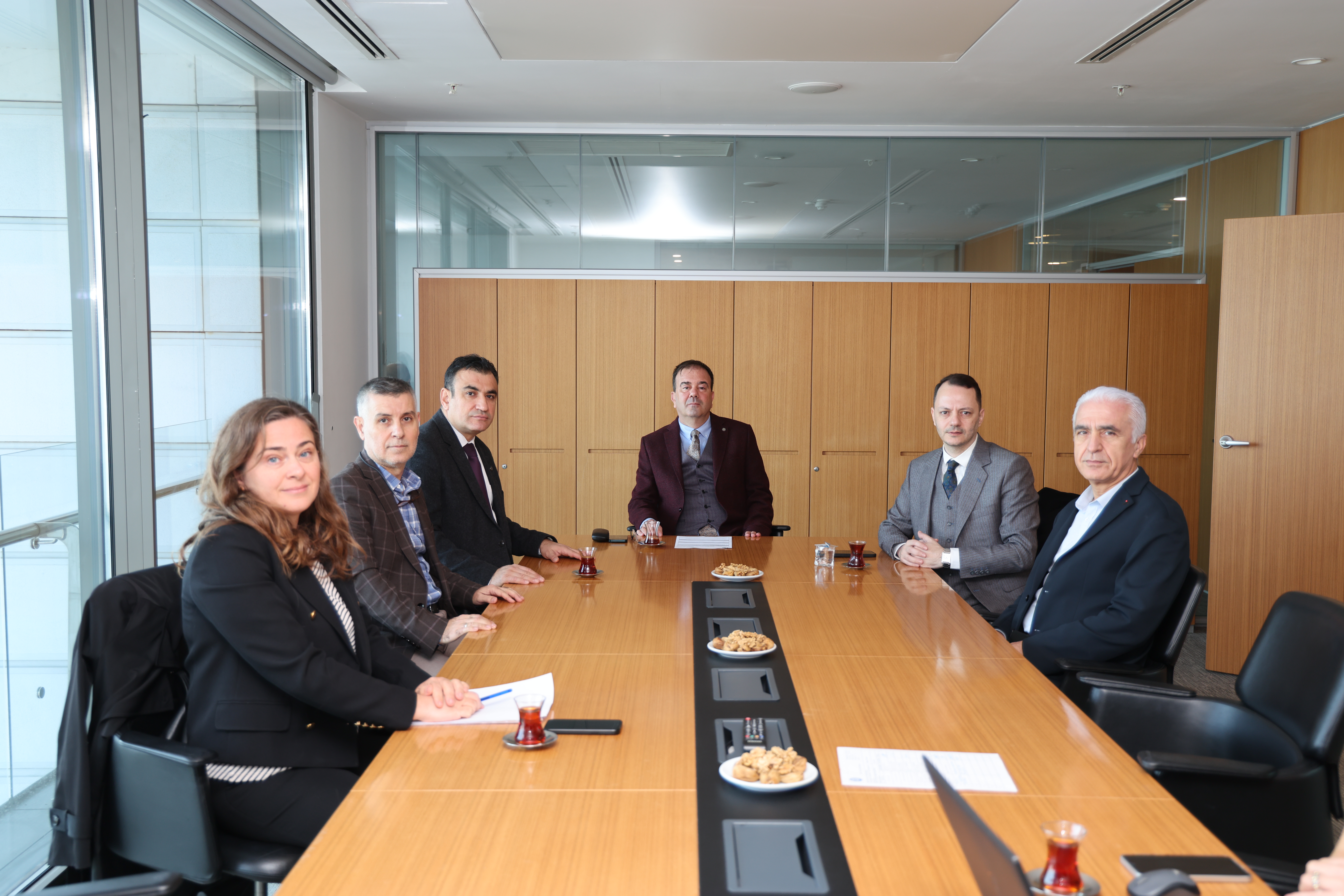 EBSO-İZTO-İTB-EÜ Ege Meslek Yüksekokulu Protokol Yürütme Kurulu Toplantısı Yapıldı