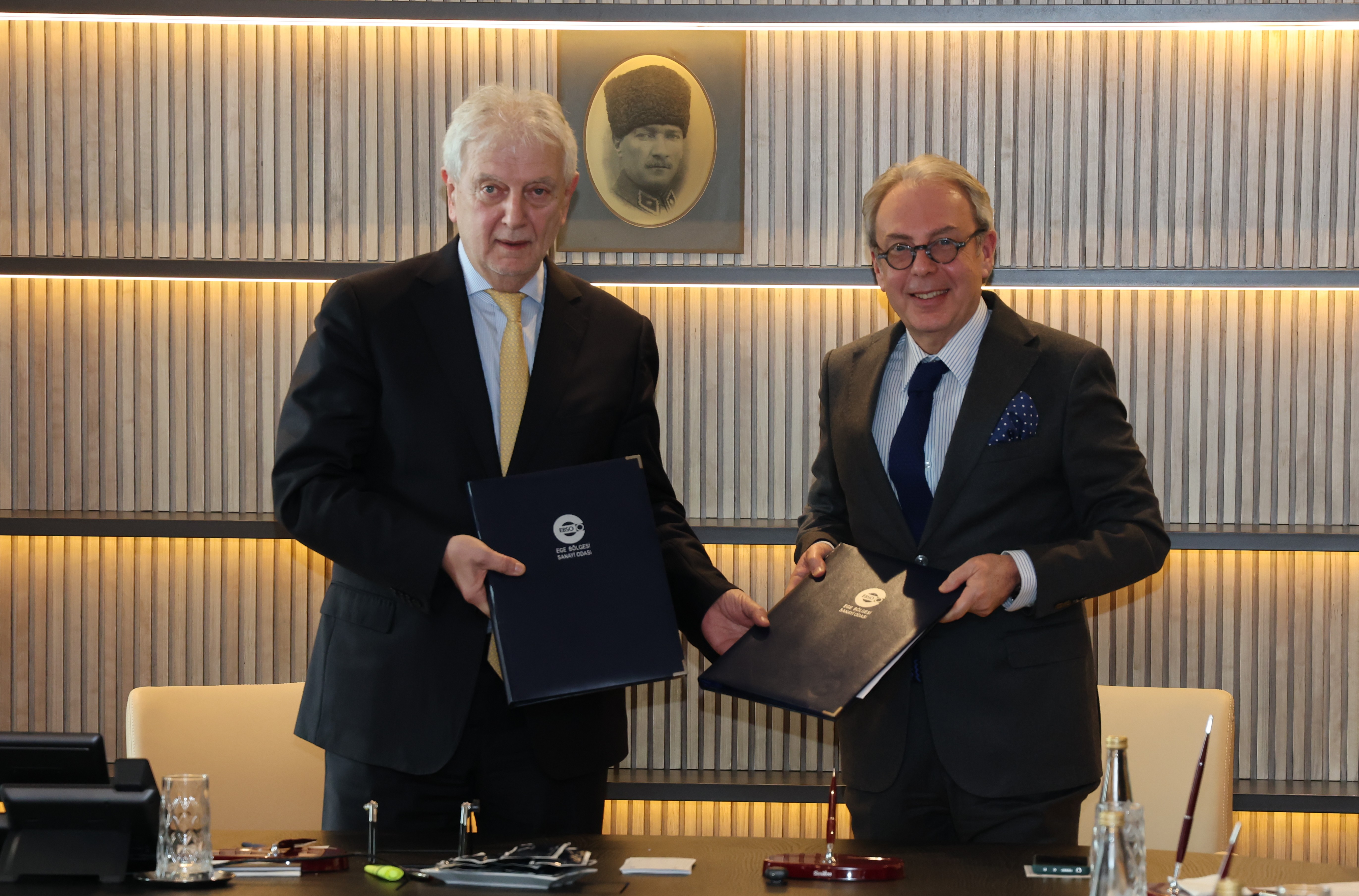 EBSO ve İKMYO'dan Üniversite-Sektör İş Birliği Protokolü