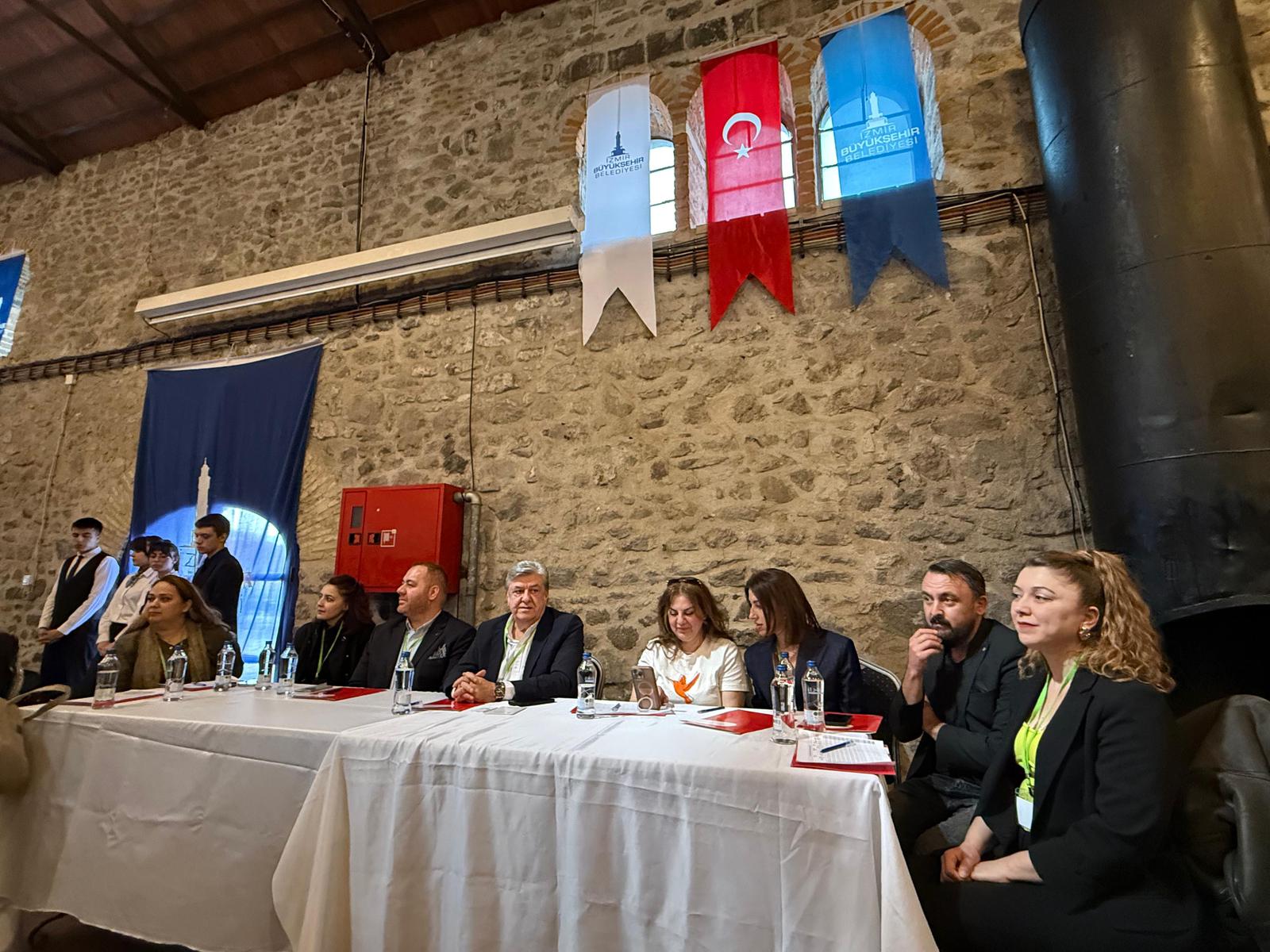 Zarafetin Dokunuşu 2: İzmir Drapaj Yarışması’nda Öğrenciler Yarıştı