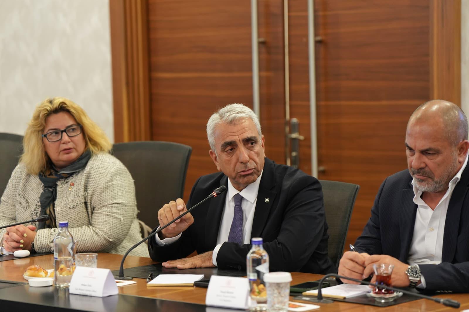 İzmir Heyetinden Bakan Ersoy’a Ziyaret