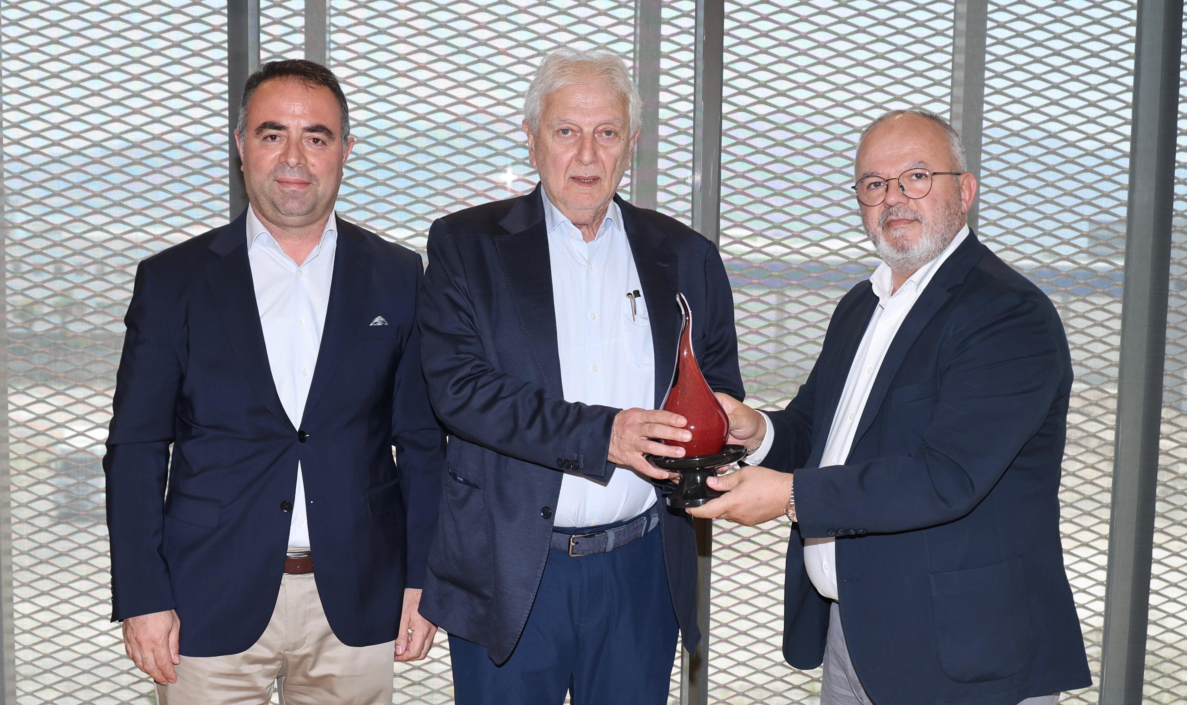 Pancar OSB Yönetim Kurulu Başkanı Ünlüsoy, Yorgancılar’ı Ziyaret Etti