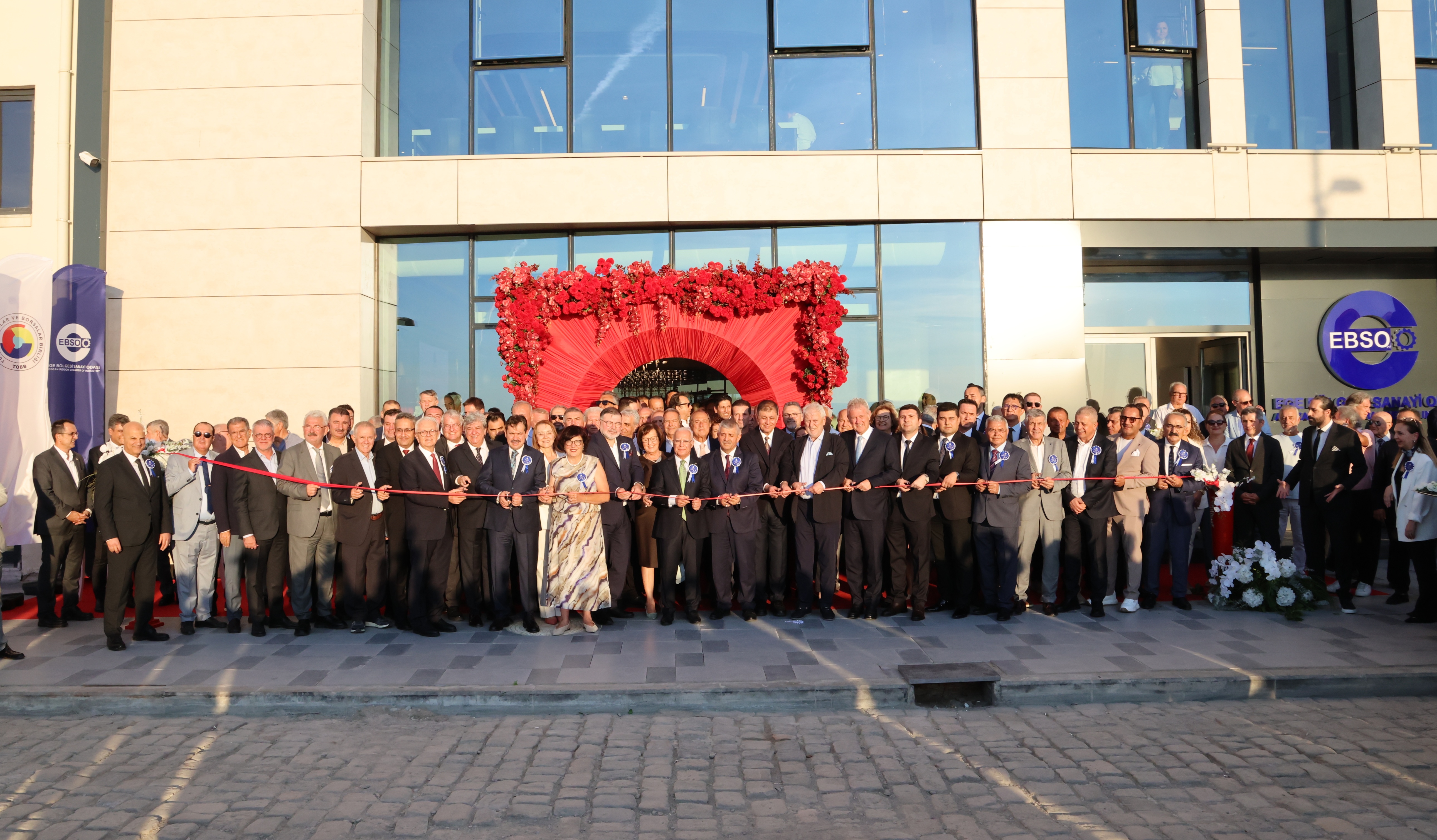 EBSO Business Center Törenle Açıldı: “Bu Başarı Sadece EBSO’nun Değil, İzmir’in Başarısıdır”