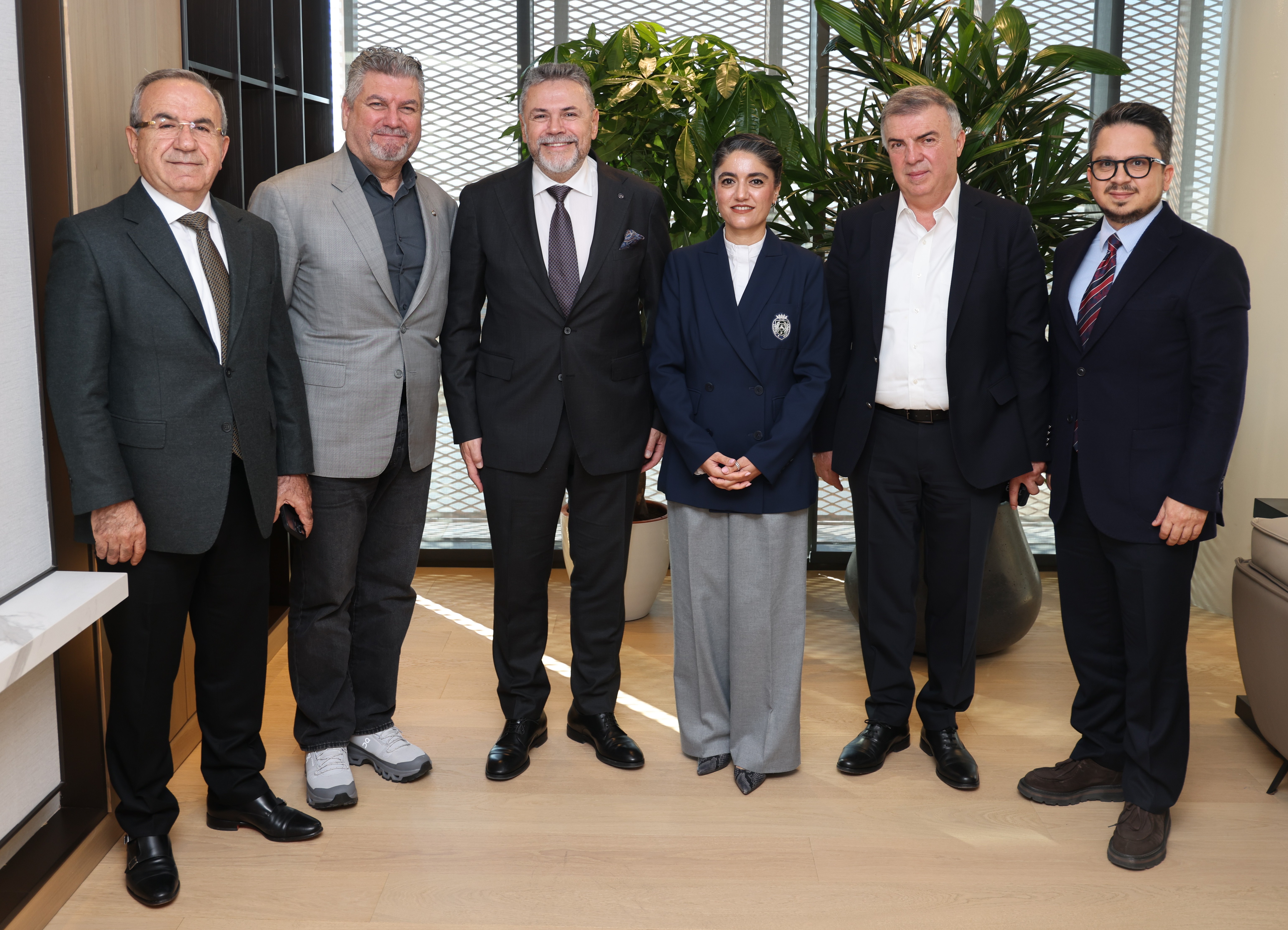 Atıkların Geri Kazanılması Sanayi Meslek Komitesi Üyeleri, Karabağlı'yı Ziyaret Etti