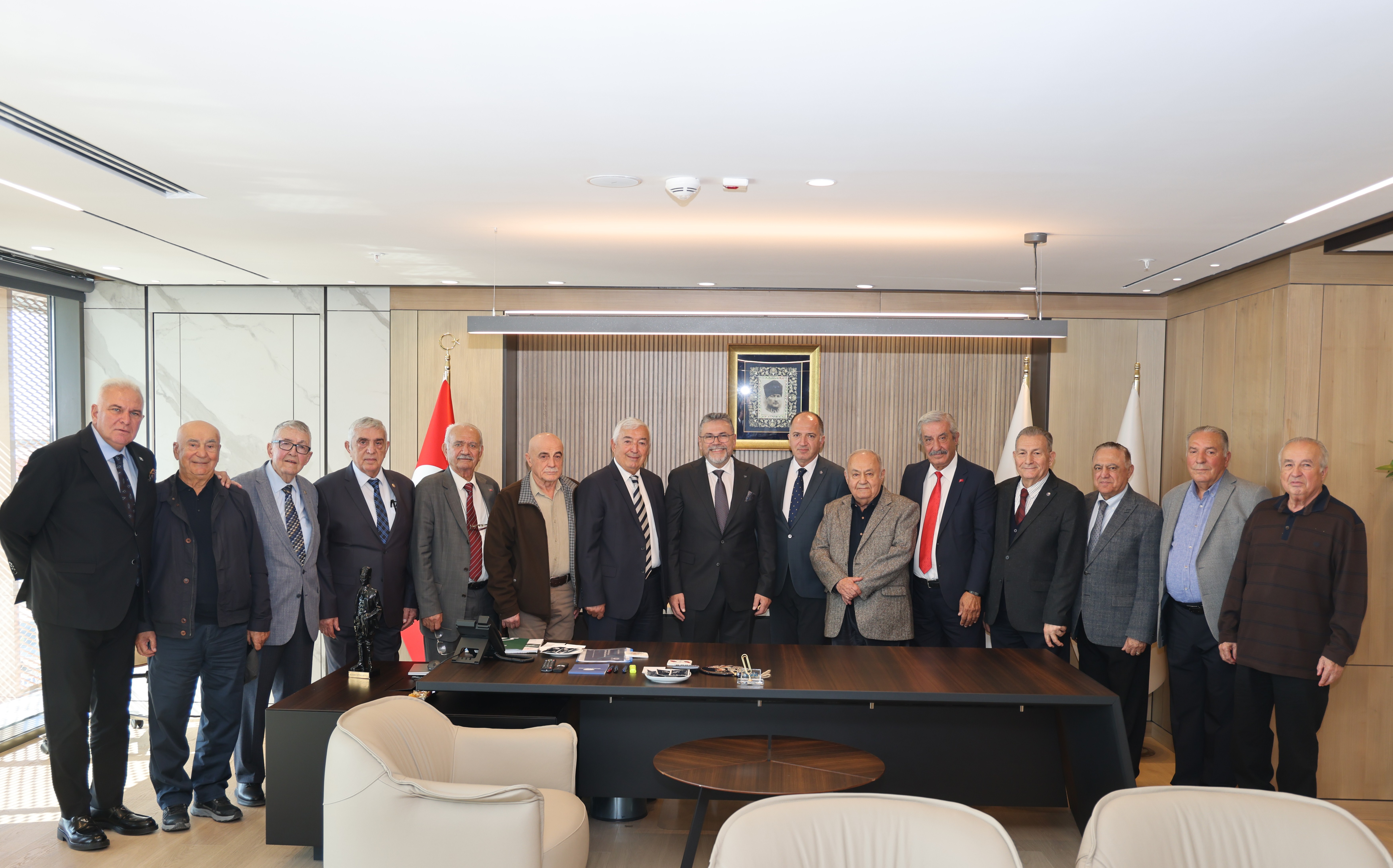 İAOSB Heyetinden Karabağlı’ya Ziyaret